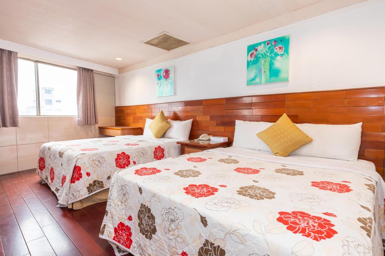 Yi Pin Business Hotel Таоуан Екстериор снимка